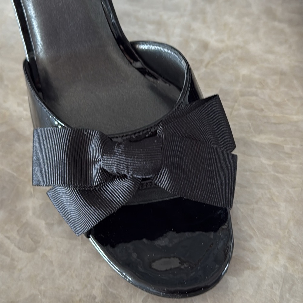 Stuart Weitzman Black Heels - Picture 9 of 15